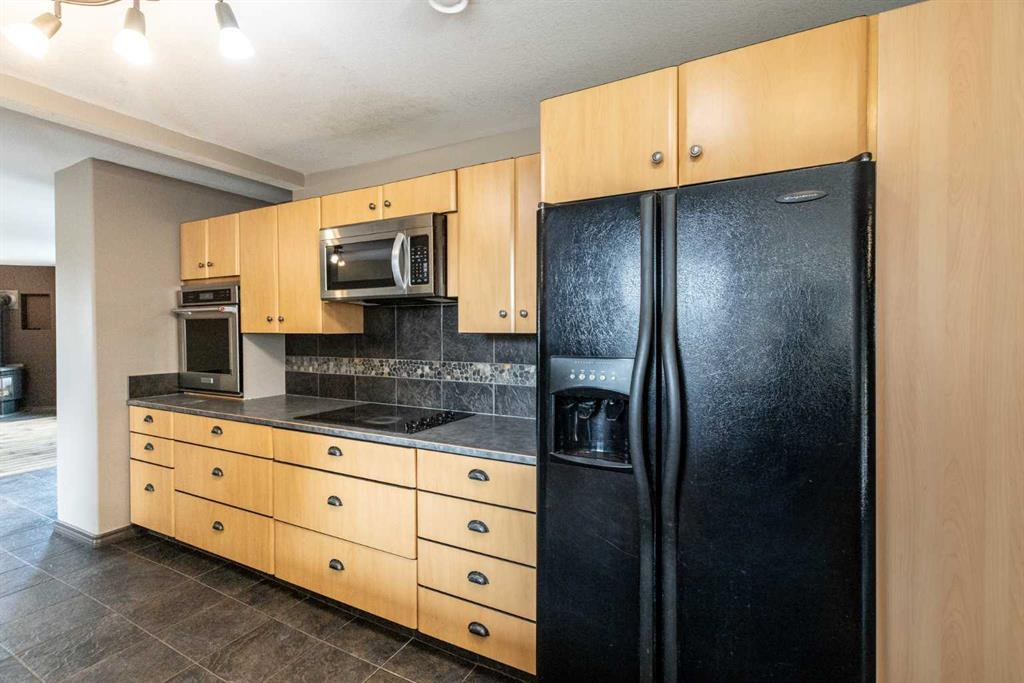 34156 Range Road 270, Rural Red Deer County, Alberta, T0M 1X0 (100023541)