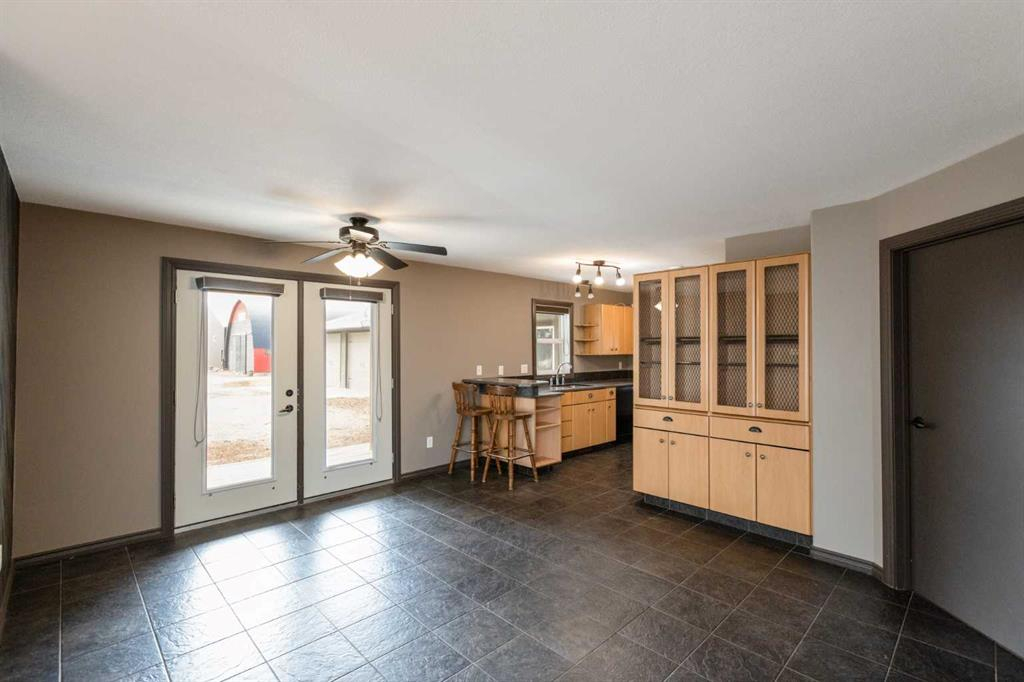 34156 Range Road 270, Rural Red Deer County, Alberta, T0M 1X0 (100023541)