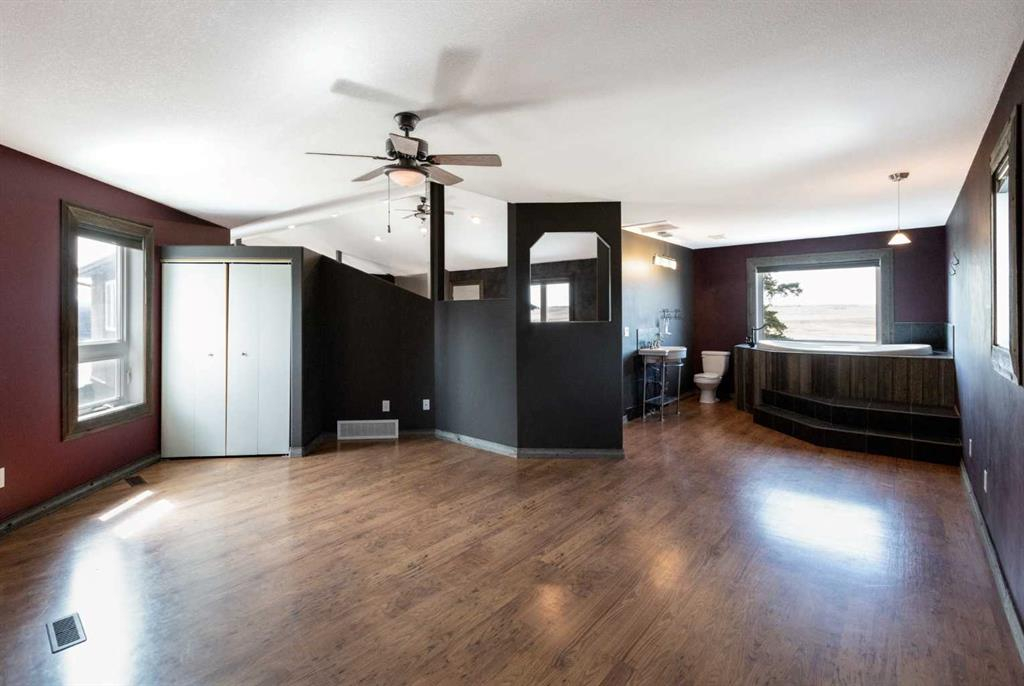 34156 Range Road 270, Rural Red Deer County, Alberta, T0M 1X0 (100023541)