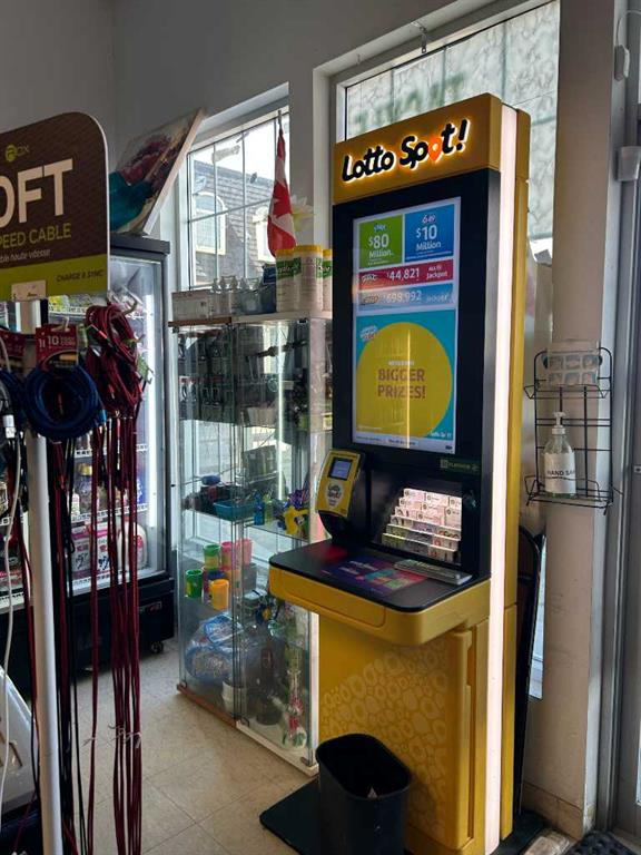 150-5003 Lakeshore Drive, Sylvan Lake, Alberta, T4S 1R3 (101010513)