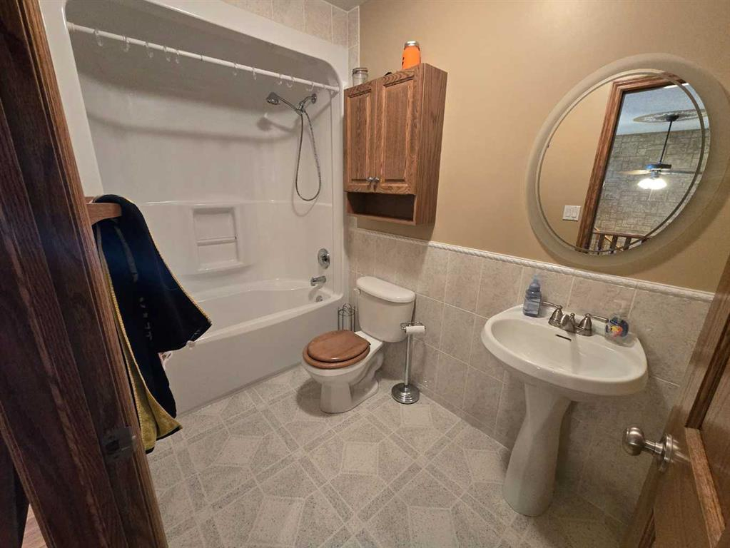 28244 Highway 590, Rural Red Deer County, Alberta, T4G 0E6 (102954960)