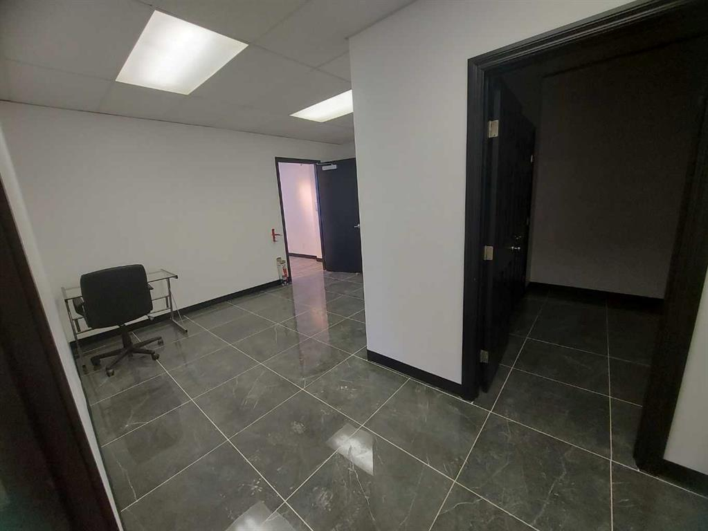 1-4418 50 Avenue, Red Deer, Alberta, T4N 3Z6 (103432122)