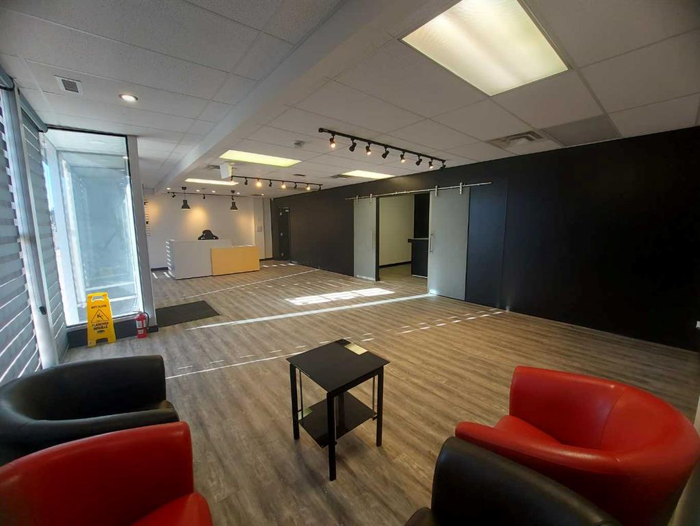 1-4418 50 Avenue, Red Deer, Alberta, T4N 3Z6 (103432122)