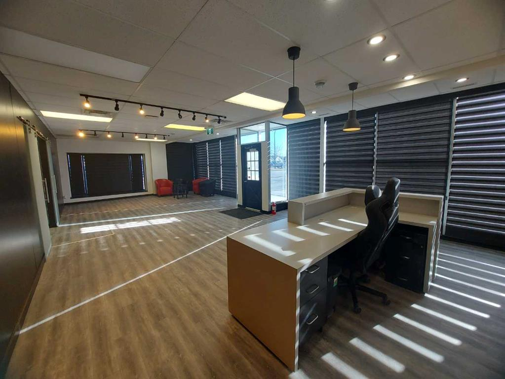 1-4418 50 Avenue, Red Deer, Alberta, T4N 3Z6 (103432122)