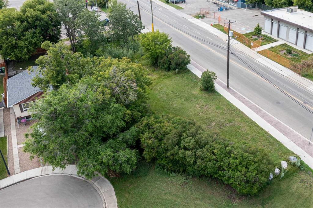 5303 60 Street, Red Deer, Alberta, T4N 5J6 (103942914)