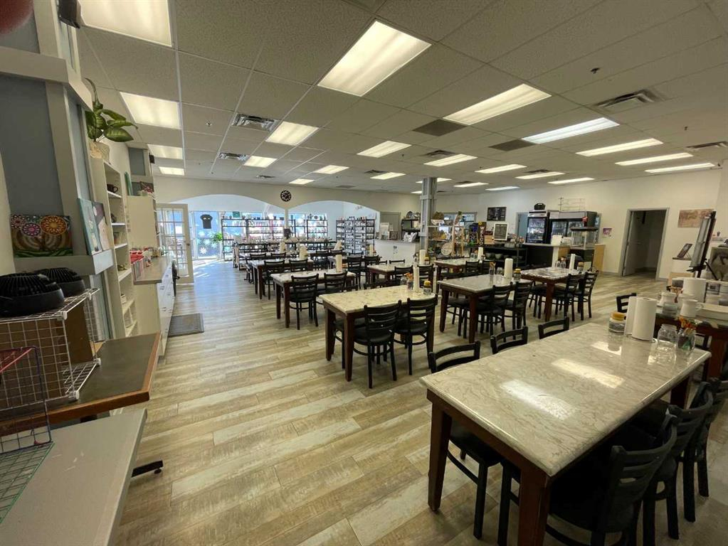 Bay 6 & 7, 4946-53 Avenue Avenue, Red Deer, Alberta, T4N5J9 (104067191)