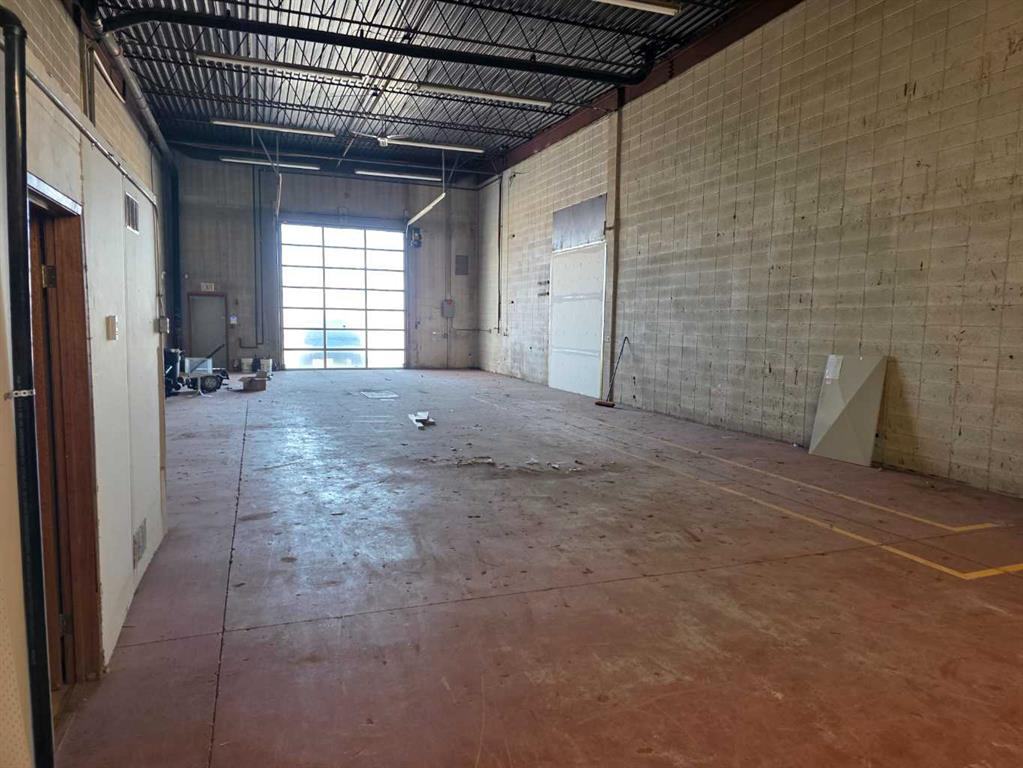 4830 78, Red Deer, Alberta, T4P 2B3 (104104932)