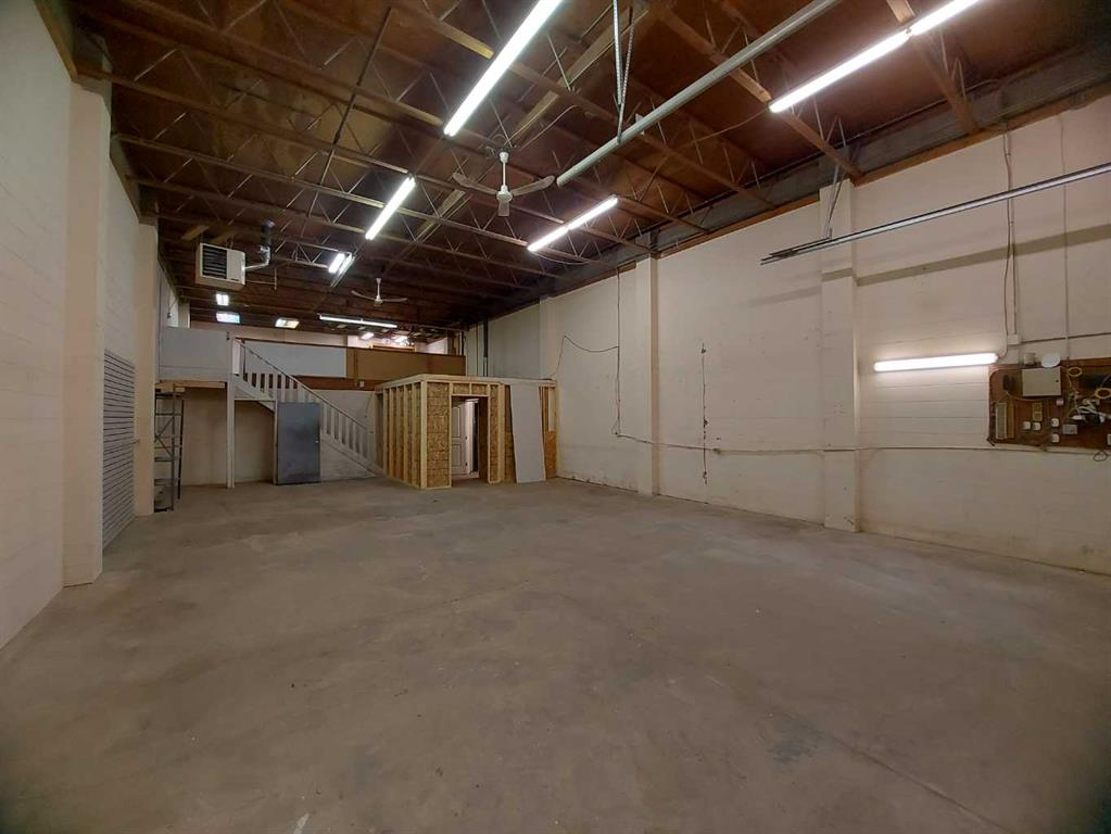 5912 54 Avenue, Red Deer, Alberta, T4N 4M7 (104186161)