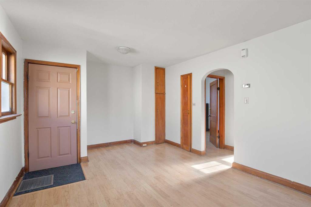 4914 46 Street, Red Deer, Alberta, T4N 1N3 (104350623)