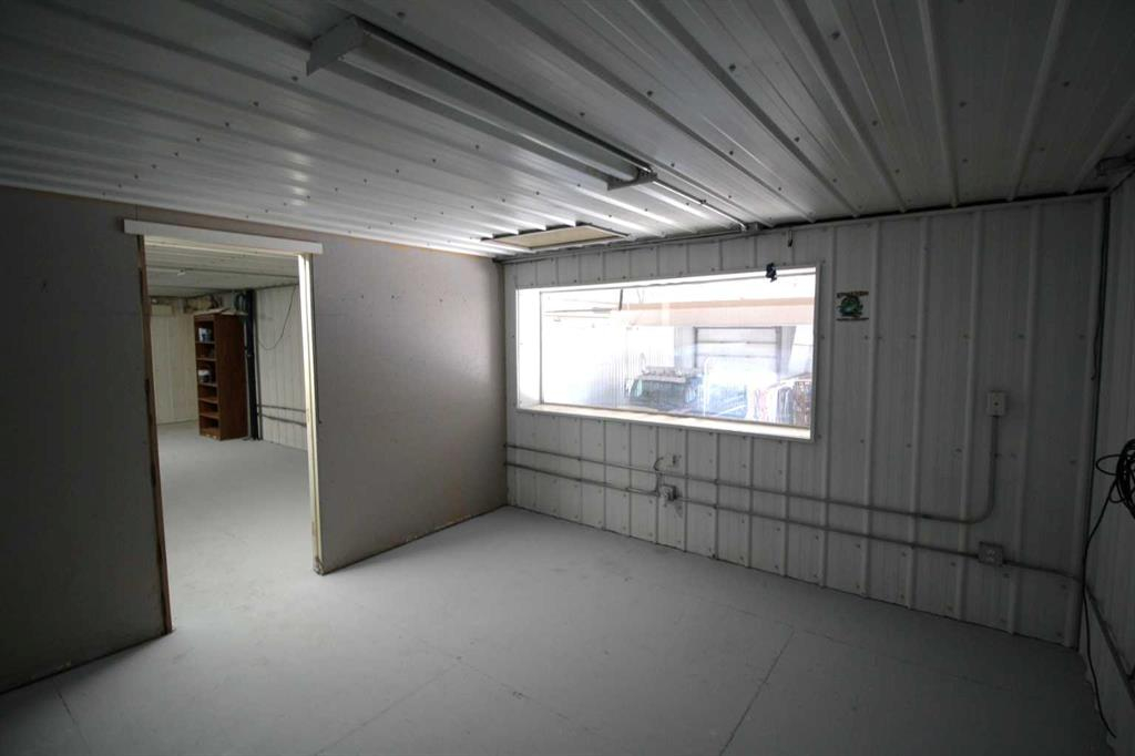 3208 52 Avenue, Innisfail, Alberta, T4G1E2 (104676485)