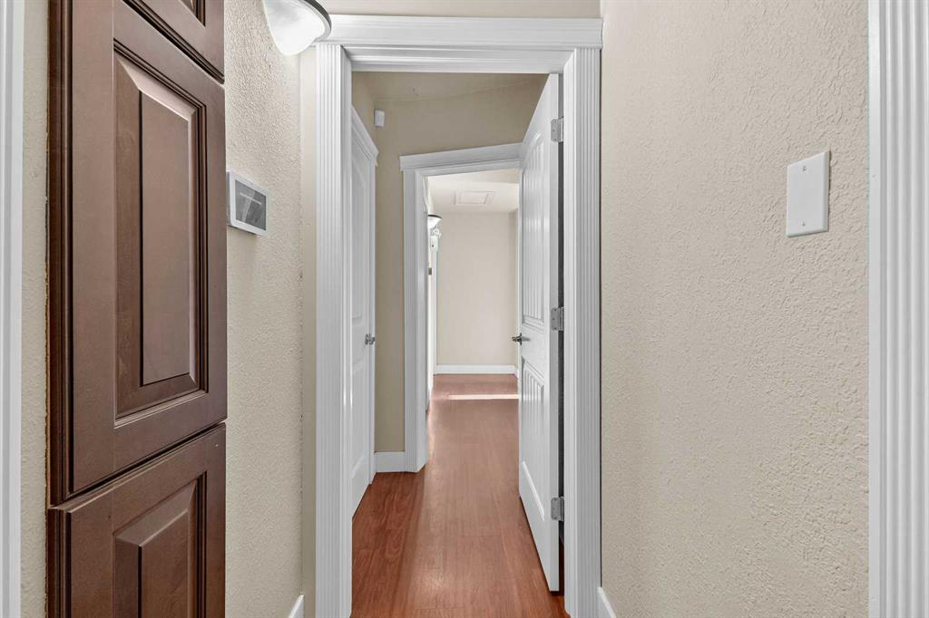 4926 45 Street, Red Deer, Alberta, T4N 1K6 (104749541)