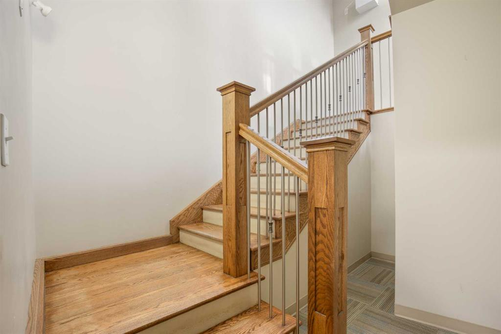 5007 46 Street, Sylvan Lake, Alberta, T4S 1C2 (104881444)