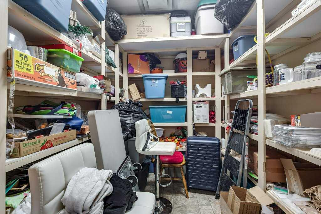 5036 50 Street, Innisfail, Alberta, T4G 1S7 (105198238)