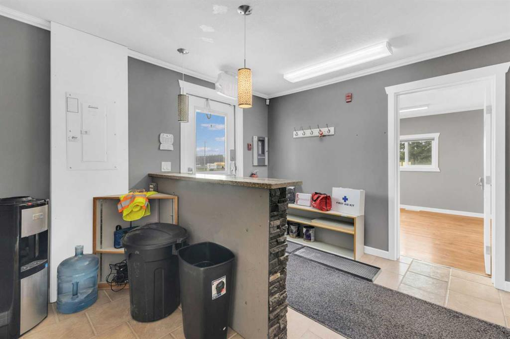 4212 Hewlett Drive, Rural Red Deer County, Alberta, T4S 2B3 (105199707)