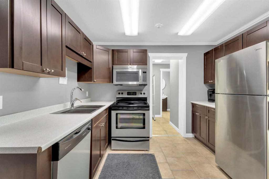 4212 Hewlett Drive, Rural Red Deer County, Alberta, T4S 2B3 (105199707)