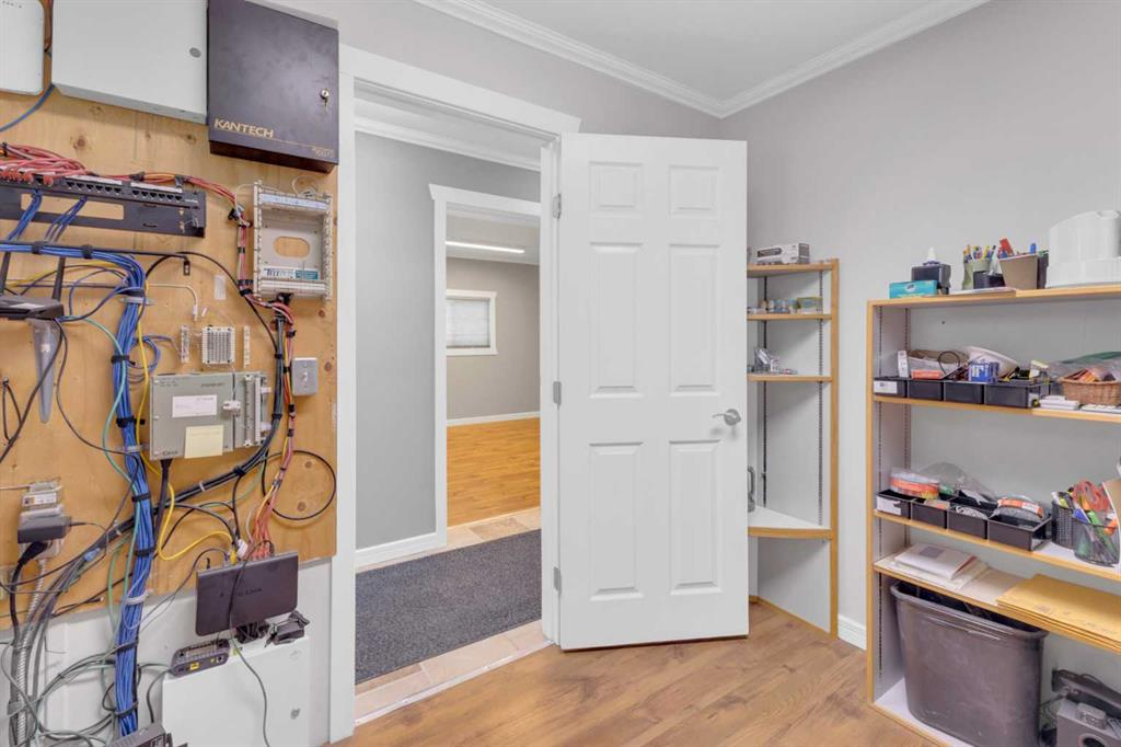 4212 Hewlett Drive, Rural Red Deer County, Alberta, T4S 2B3 (105199707)