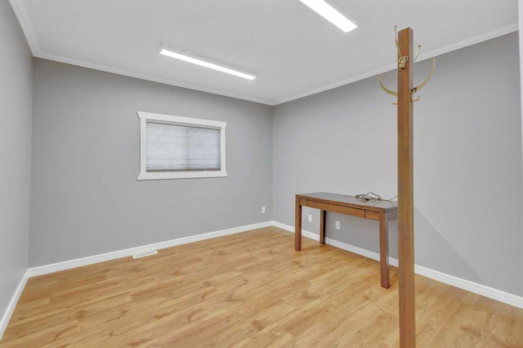 4212 Hewlett Drive, Rural Red Deer County, Alberta, T4S 2B3 (105199707)