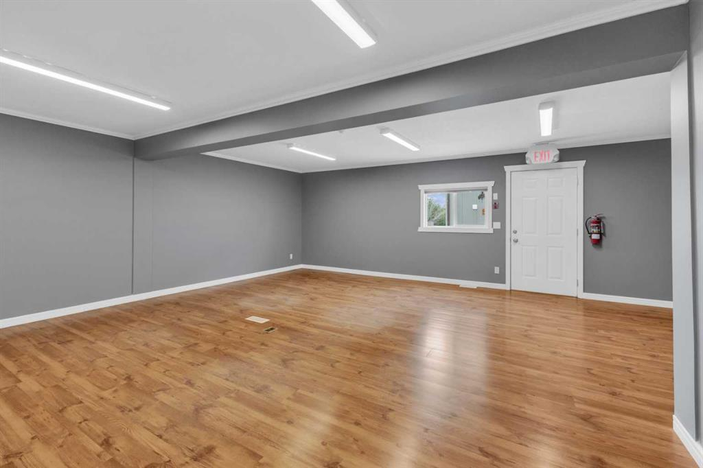 4212 Hewlett Drive, Rural Red Deer County, Alberta, T4S 2B3 (105199707)