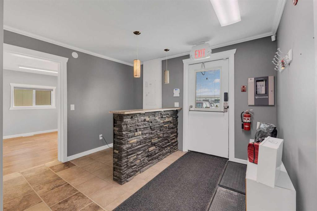 4212 Hewlett Drive, Rural Red Deer County, Alberta, T4S 2M4 (105199707)