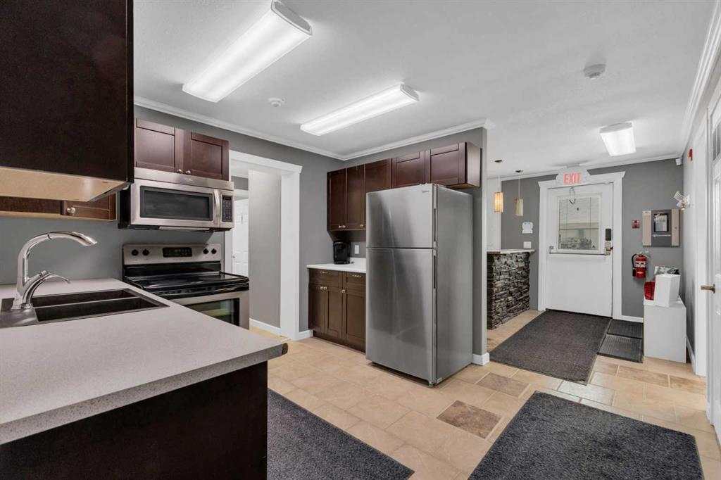 4212 Hewlett Drive, Rural Red Deer County, Alberta, T4S 2M4 (105199707)