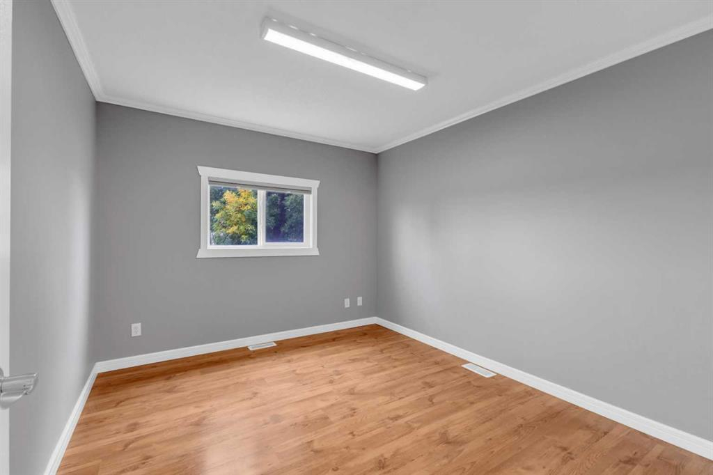 4212 Hewlett Drive, Rural Red Deer County, Alberta, T4S 2M4 (105199707)