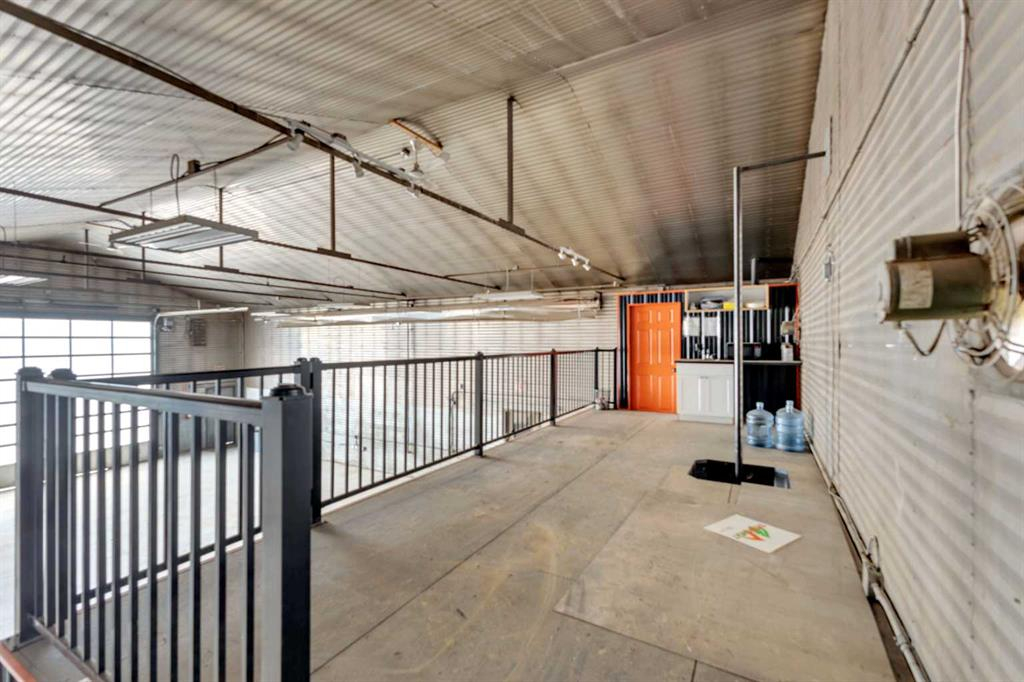 4212 Hewlett Drive, Rural Red Deer County, Alberta, T4S 2M4 (105199707)