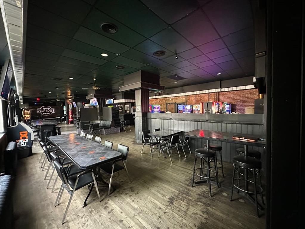 5078 50 Street, Camrose, Alberta, T2V 1R2 (105361398)