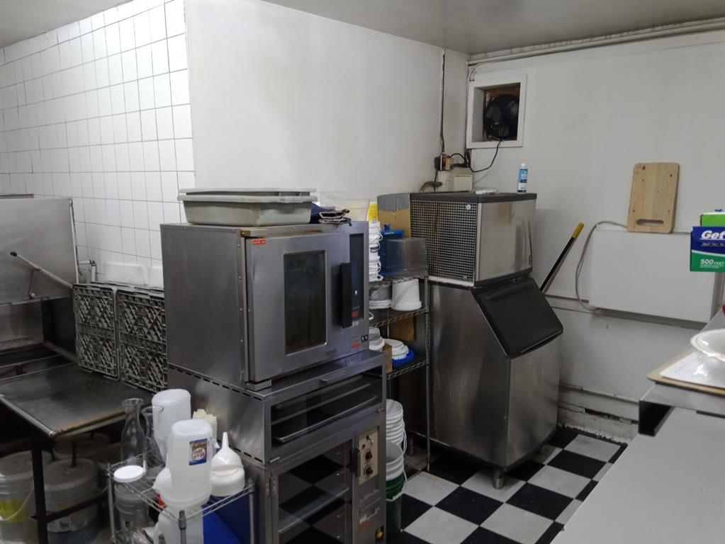 5078 50 Street, Camrose, Alberta, T2V 1R2 (105361398)