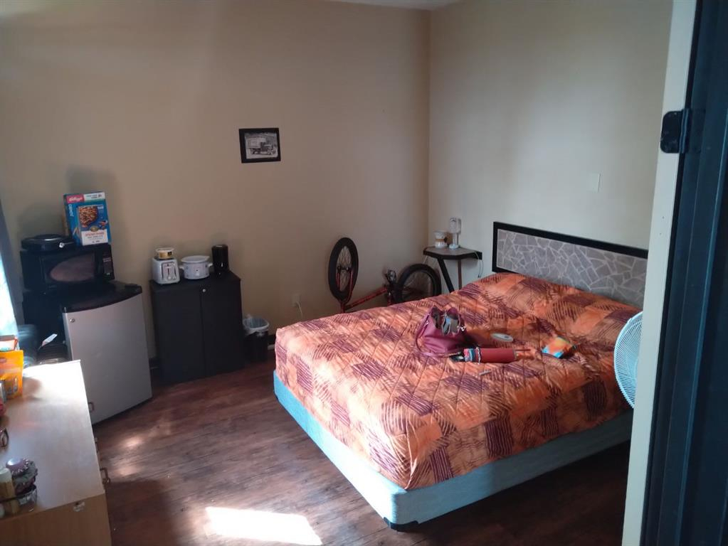 5078 50 Street, Camrose, Alberta, T2V 1R2 (105361398)