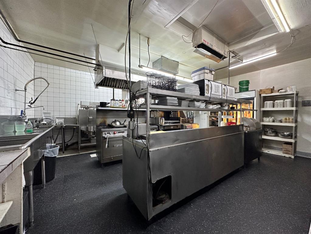 5078 50 Street, Camrose, Alberta, T2V 1R2 (105361398)