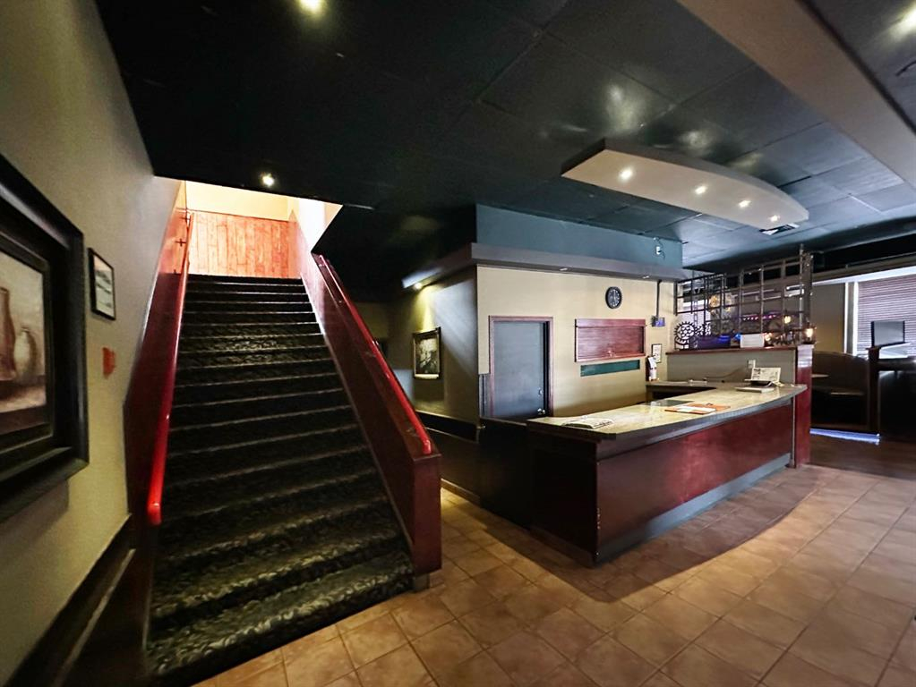 5078 50 Street, Camrose, Alberta, T2V 1R2 (105361398)