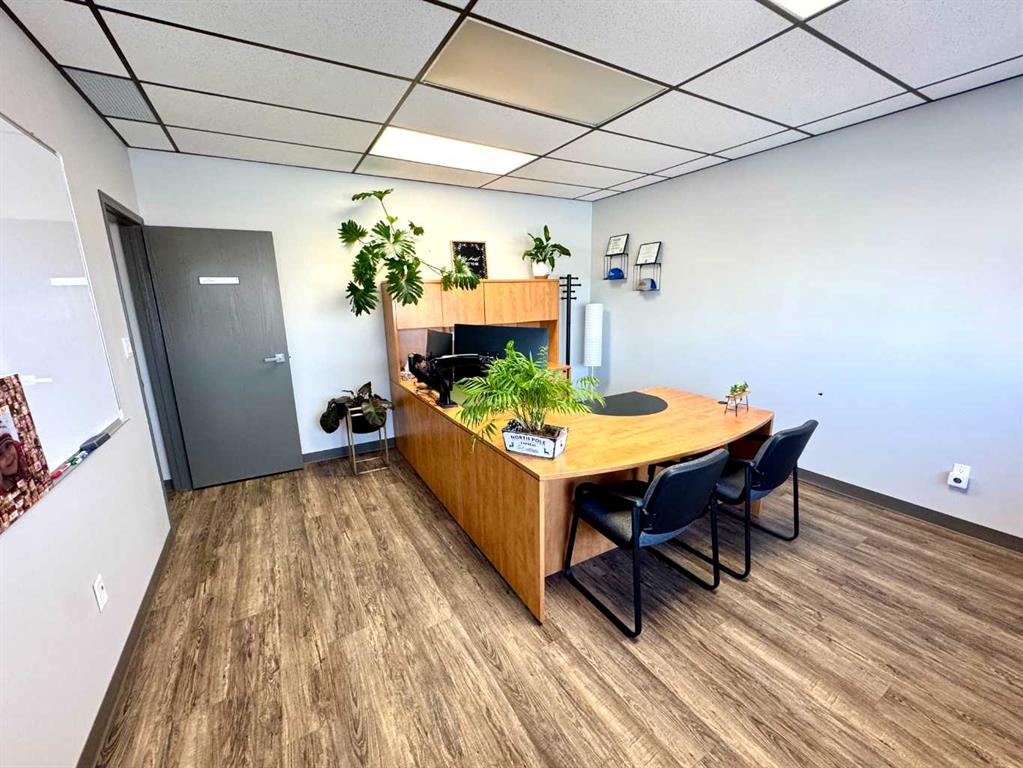 5-7969 49 Avenue, Red Deer, Alberta, T4P 2V5 (105383891)