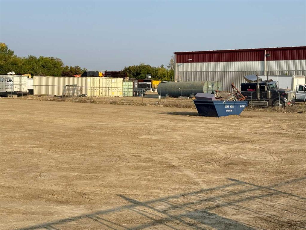 8 Van Der Horn Way, Rural Red Deer County, Alberta, T4S 2M4 (105393519)