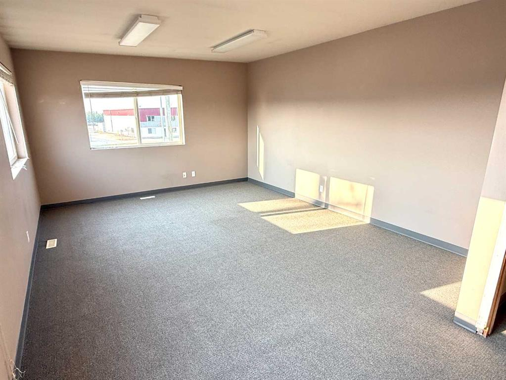 8 Van Der Horn Way, Rural Red Deer County, Alberta, T4S 2M4 (105393519)