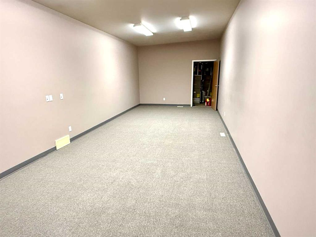 8 Van Der Horn Way, Rural Red Deer County, Alberta, T4S 2M4 (105393519)