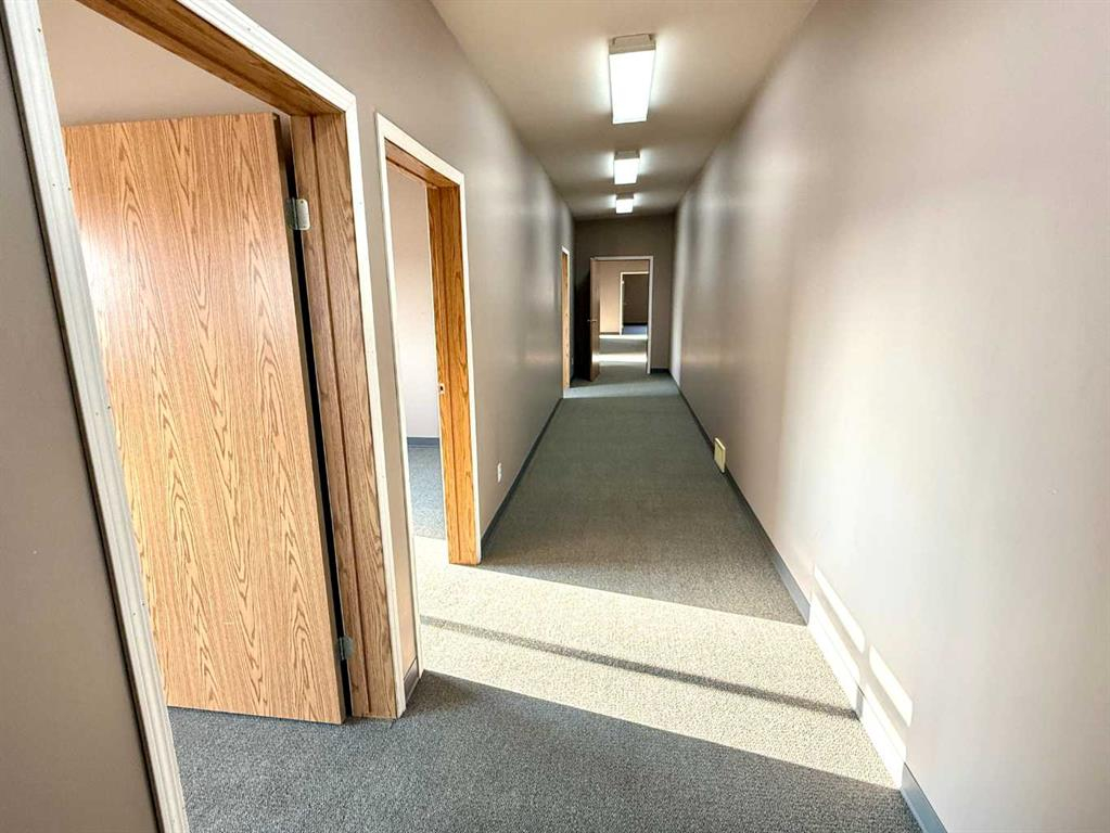 8 Van Der Horn Way, Rural Red Deer County, Alberta, T4S 2M4 (105393519)