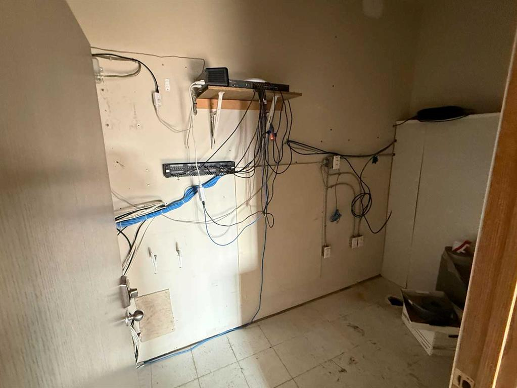 8 Van Der Horn Way, Rural Red Deer County, Alberta, T4S 2M4 (105393519)