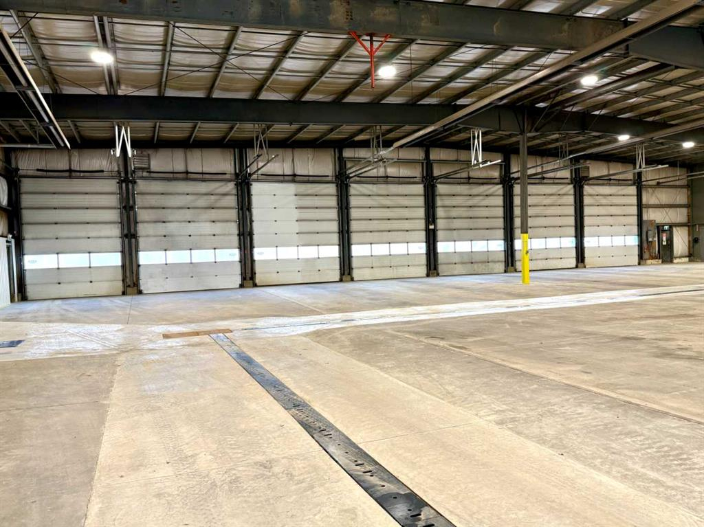 8 Van Der Horn Way, Rural Red Deer County, Alberta, T4S 2M4 (105393519)