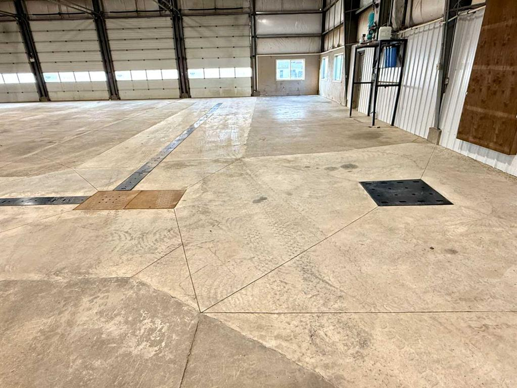 8 Van Der Horn Way, Rural Red Deer County, Alberta, T4S 2M4 (105393519)