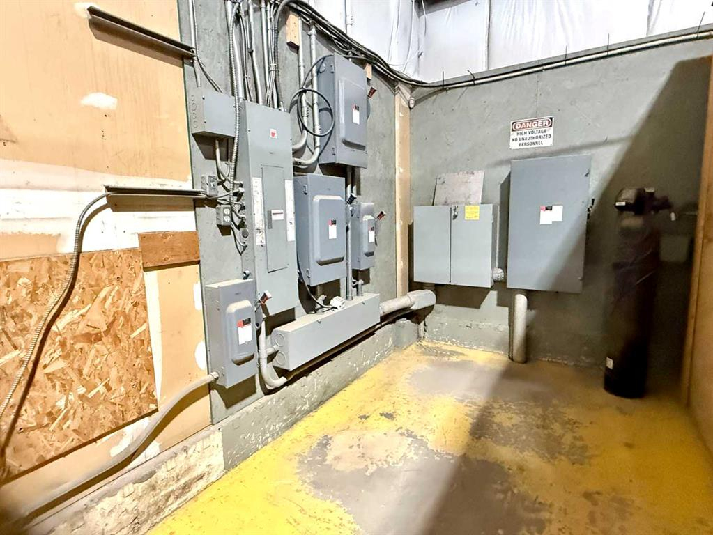 8 Van Der Horn Way, Rural Red Deer County, Alberta, T4S 2M4 (105393519)