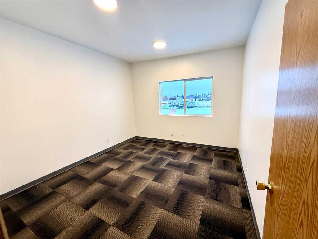 8 Van Der Horn Way, Rural Red Deer County, Alberta, T4S 2M4 (105393519)