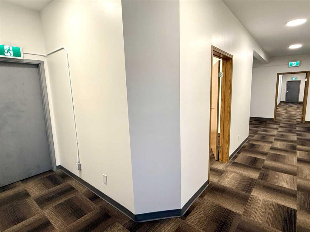 8 Van Der Horn Way, Rural Red Deer County, Alberta, T4S 2M4 (105393519)