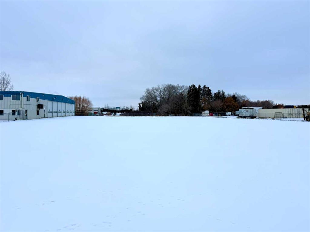 8 Van Der Horn Way, Rural Red Deer County, Alberta, T4S 2M4 (105393519)