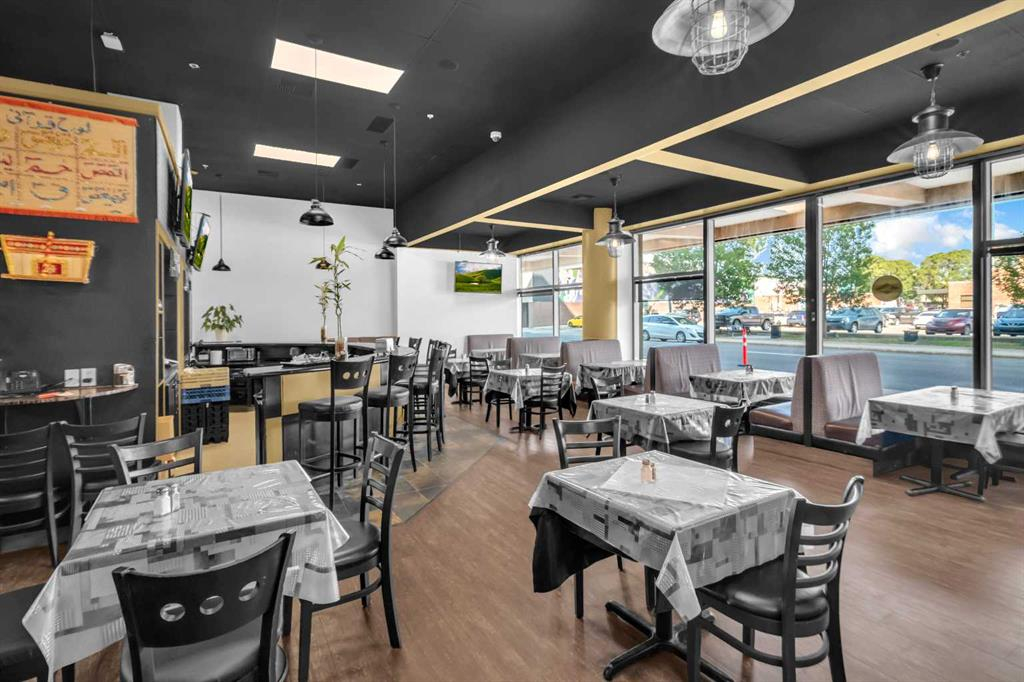 104-4909 49 Street, Red Deer, Alberta, T4B 1V1 (105399482)