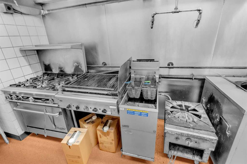 104-4909 49 Street, Red Deer, Alberta, T4B 1V1 (105399482)