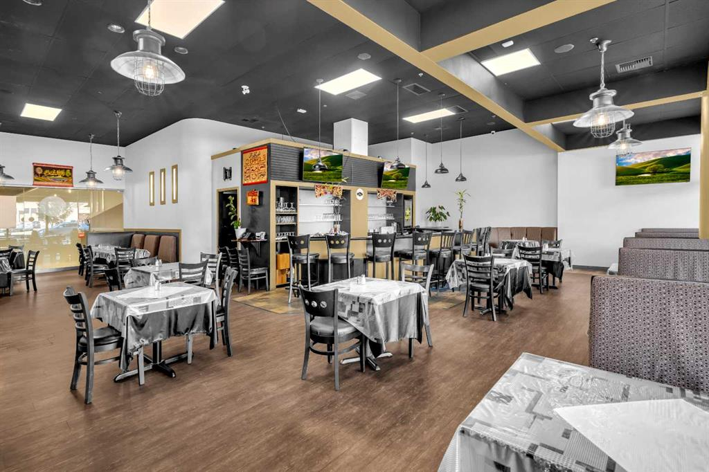 104-4909 49 Street, Red Deer, Alberta, T4B 1V1 (105399482)