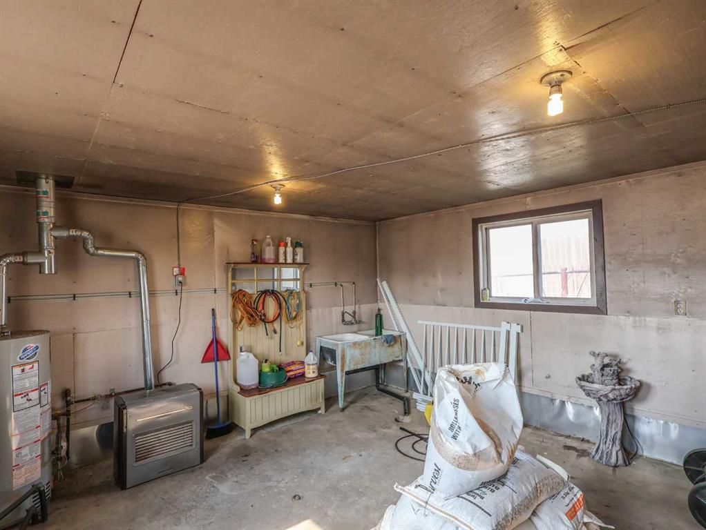 22014 HWY 601, Rural Lacombe County, Alberta, T0C 0B0 (105435159)