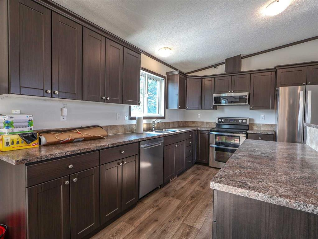 22014 HWY 601, Rural Lacombe County, Alberta, T0C 0B0 (105435159)