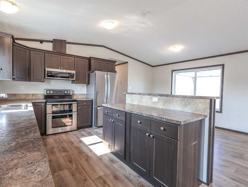 22014 HWY 601, Rural Lacombe County, Alberta, T0C 0B0 (105435159)