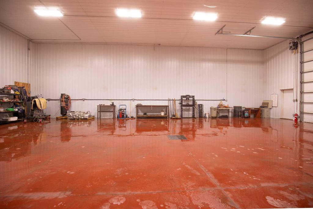 3021 Township Road 400, Rural Lacombe County, Alberta, T0M 0X0 (105506373)